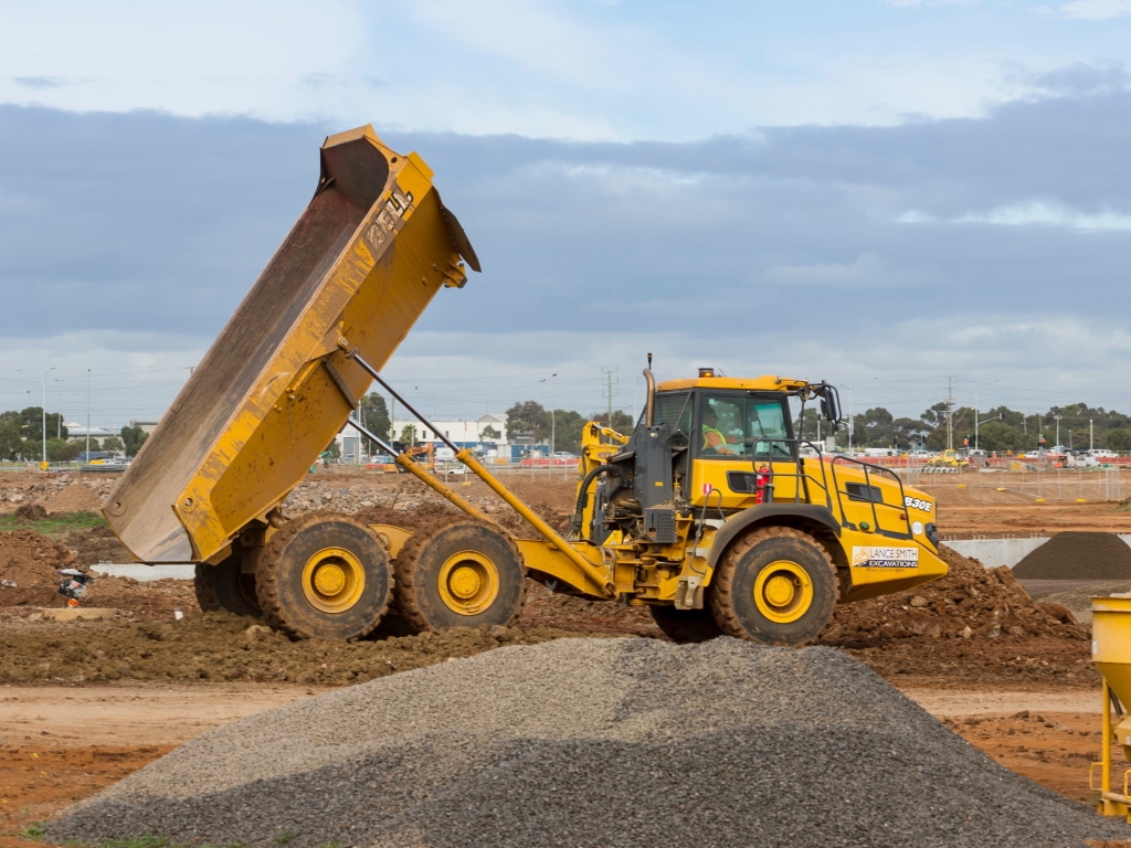 Earthmoving-03